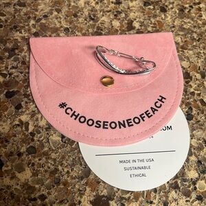 new Each Jewels silver colored hair clip accent piece perfect for parties